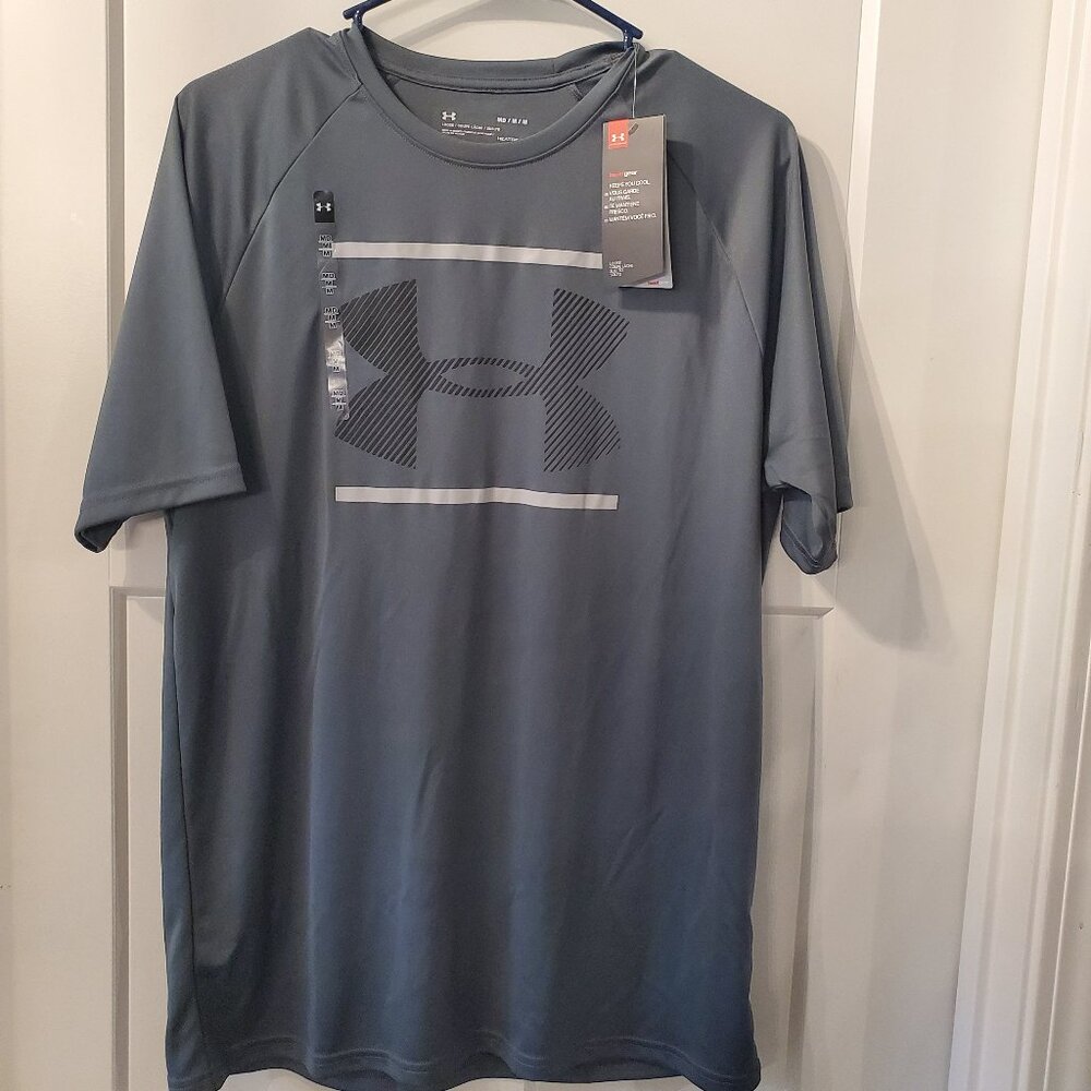 BNWT Under Armour Heat Gear Men's Loose Athletic Gary T-shirt- Medium